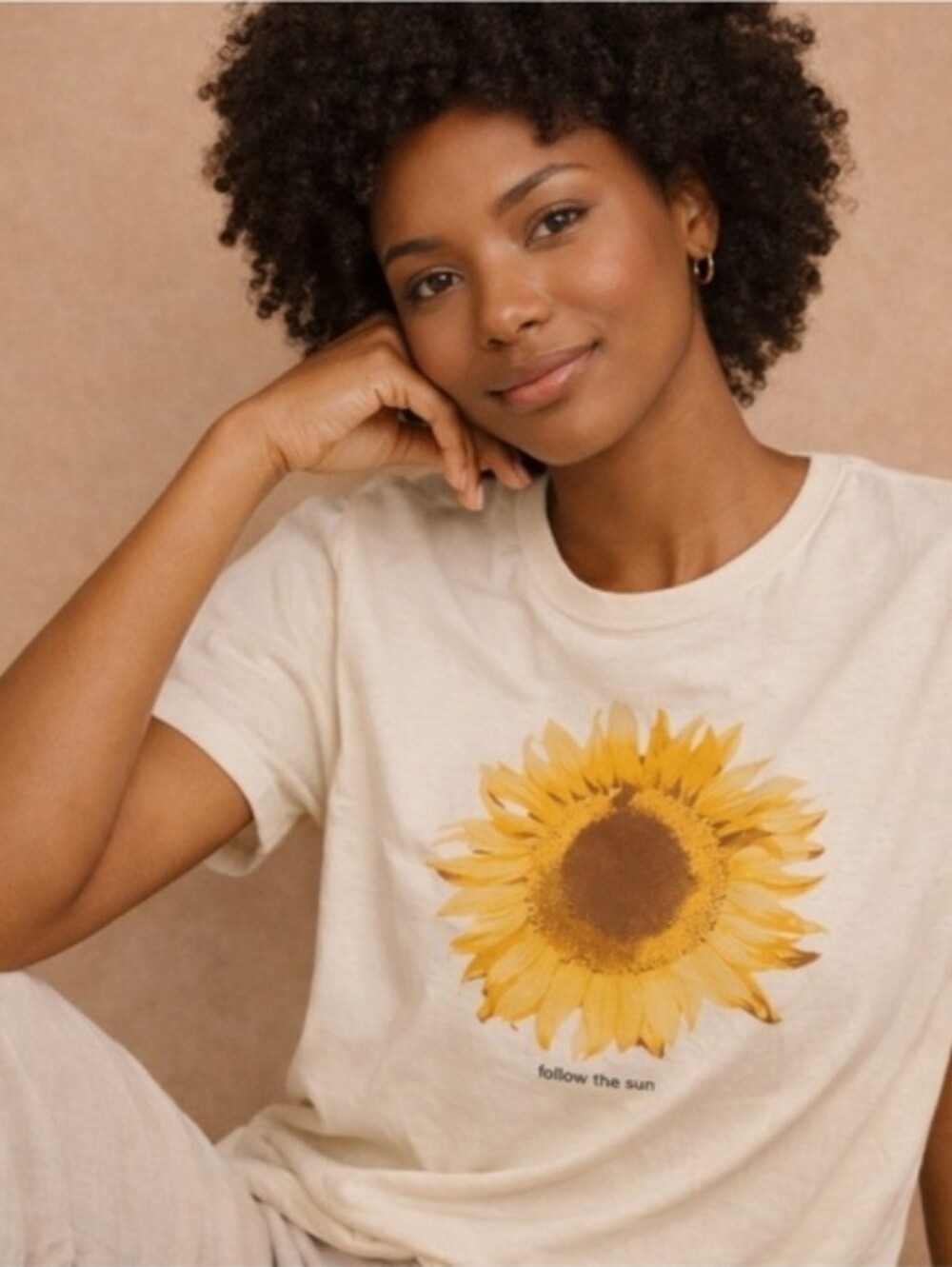 OLD NAVY sunflower Tee Size Large - Picture 7 of 7